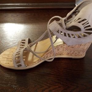 Never Worn Dolce Vita loraine Ghillie Wedge